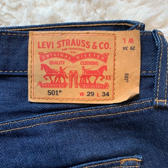 Levi’s Vintage straight slim fit button up jeans ⭐️ read full description - Picture 3 of 3